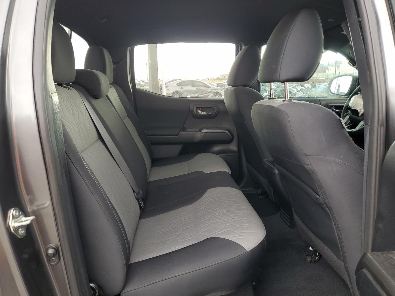 2021 Toyota Tacoma Double Cab VIN: 3TMCZ5AN4MM452580 Lot: 84652395