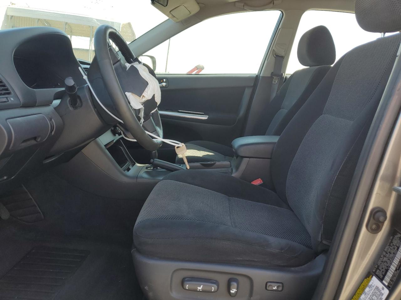 2005 Toyota Camry Le VIN: 4T1BE30K35U562581 Lot: 80101715