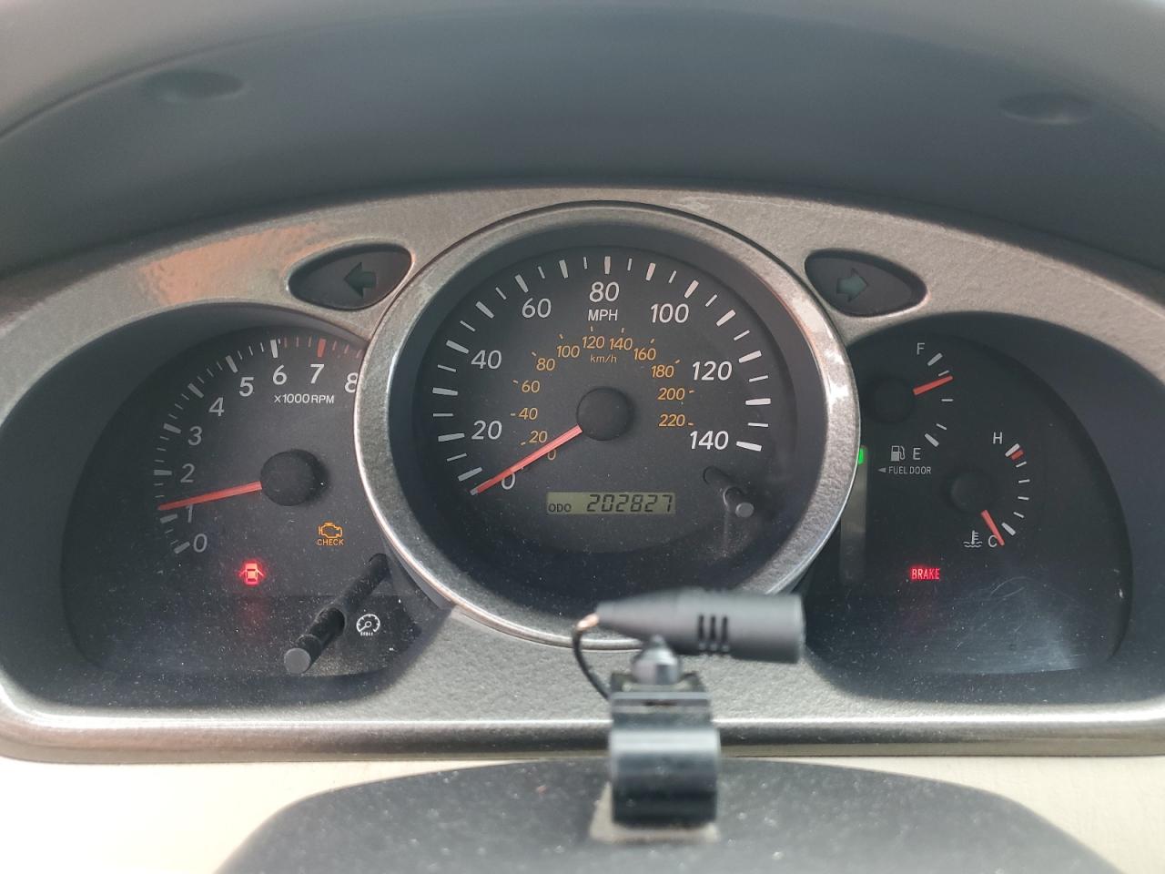 2001 Toyota Highlander VIN: JTEHD21A310002137 Lot: 80987595