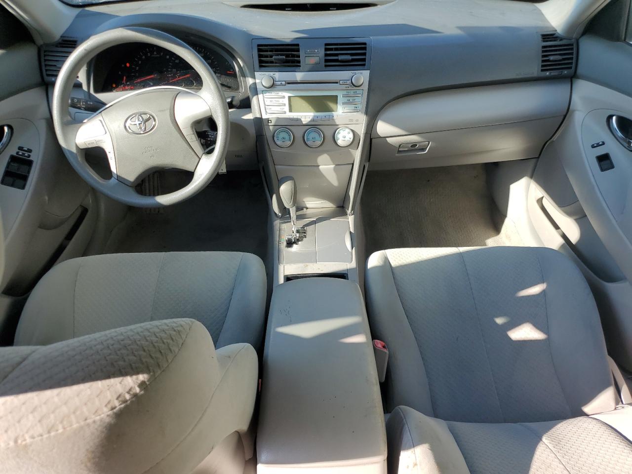 2008 Toyota Camry Le VIN: 4T1BK46K28U071042 Lot: 81578265