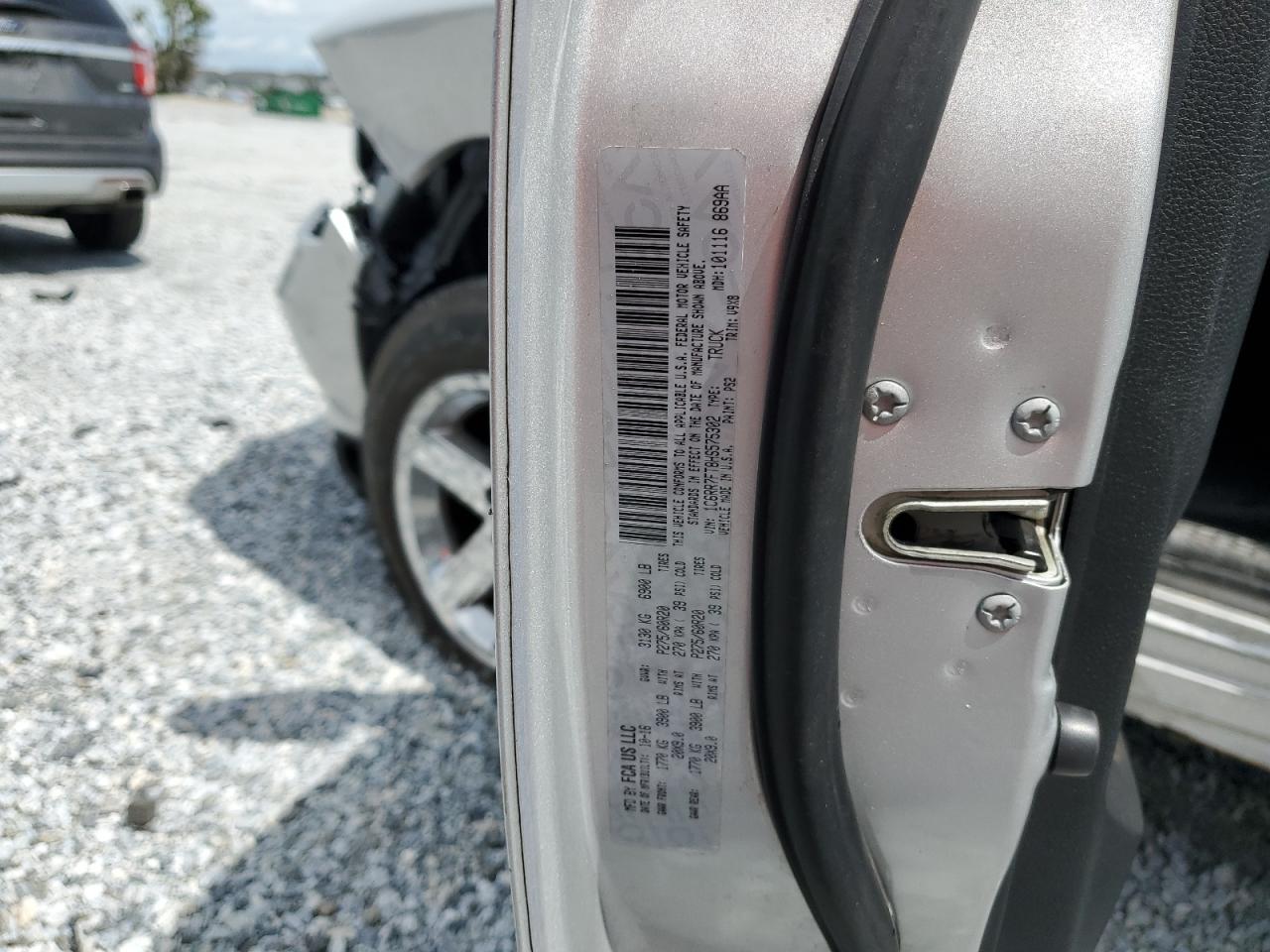 2017 Ram 1500 St VIN: 1C6RR7FT8HS575302 Lot: 81651835