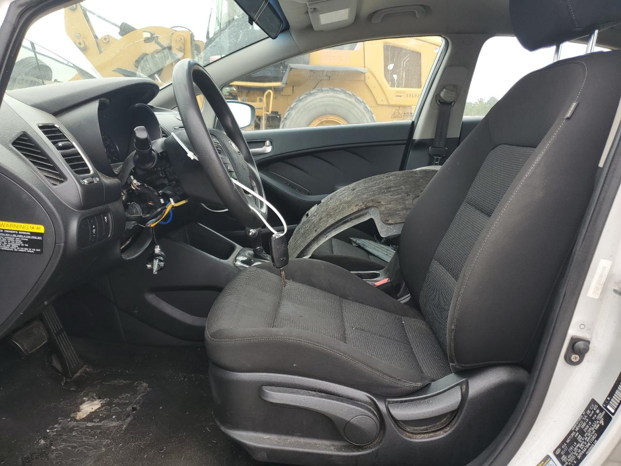 2017 Kia Forte Lx VIN: 3KPFK4A78HE110823 Lot: 80438425