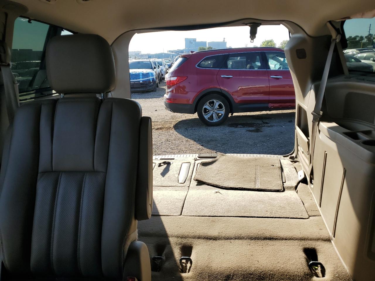 2013 Chrysler Town & Country Touring L VIN: 2C4RC1CG6DR565281 Lot: 84013885