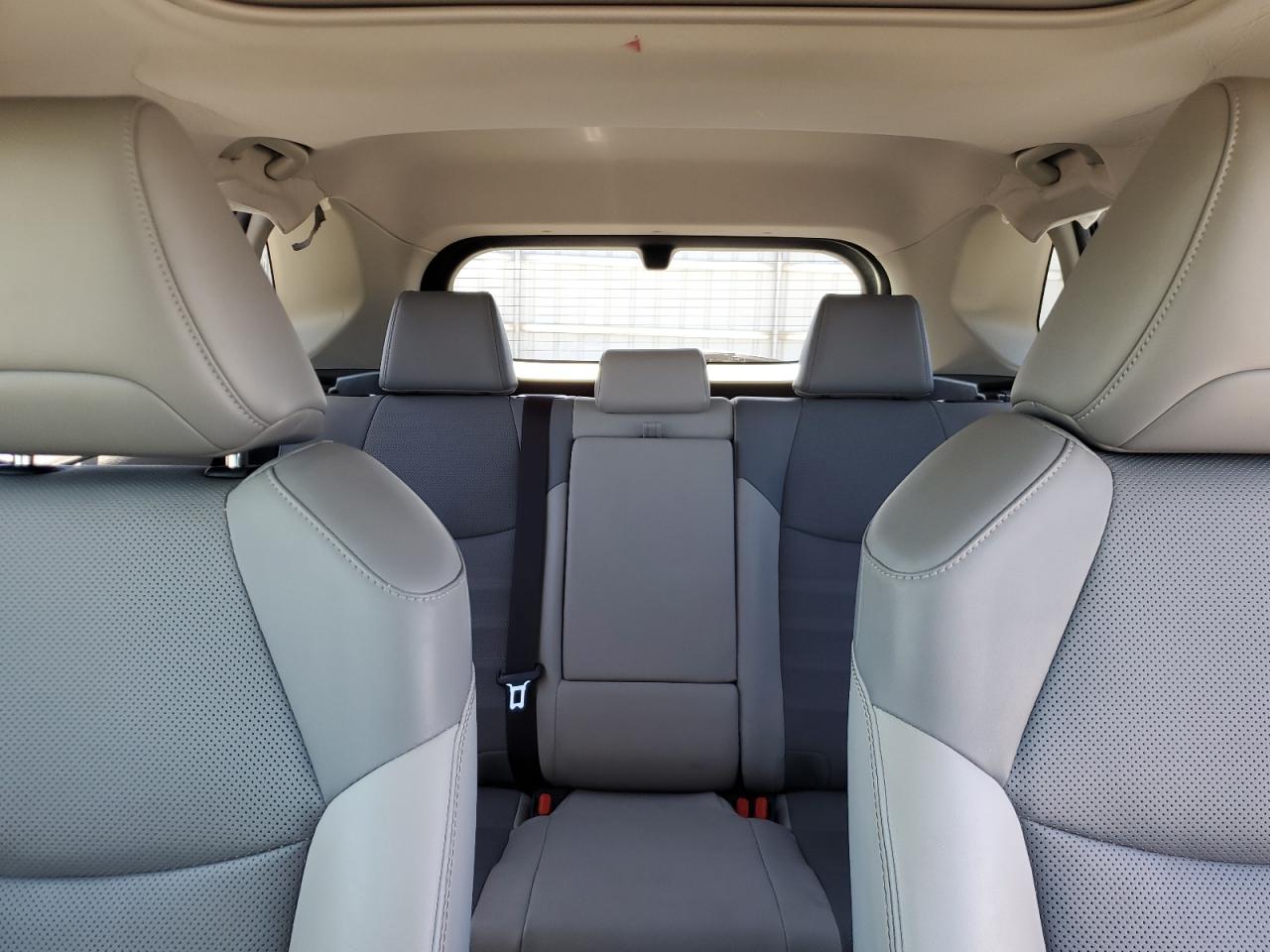 2020 Toyota Rav4 Limited VIN: JTMD6RFV9LD003113 Lot: 81140765