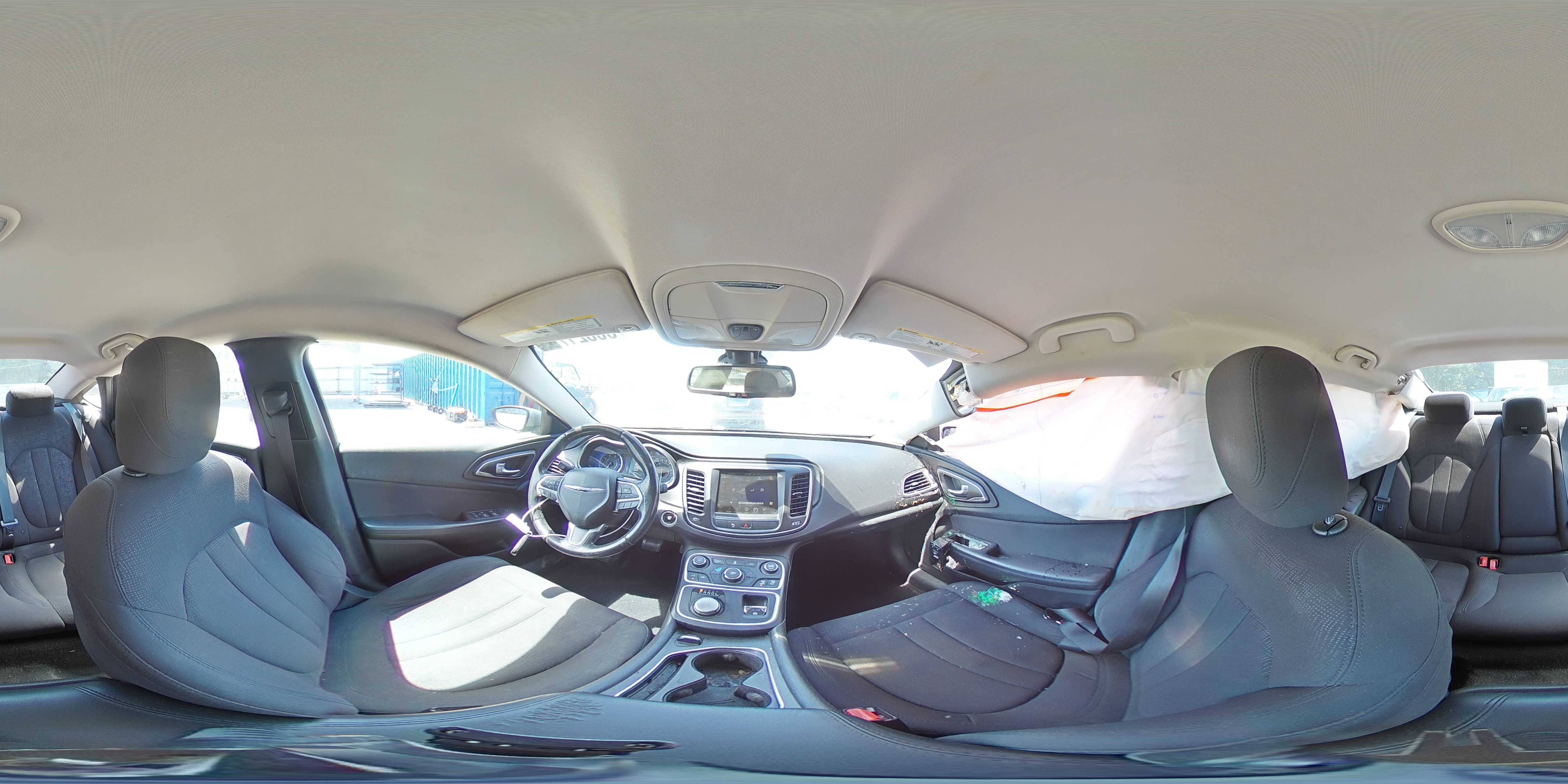 2015 Chrysler 200 Limited VIN: 1C3CCCAB2FN738355 Lot: 80021795