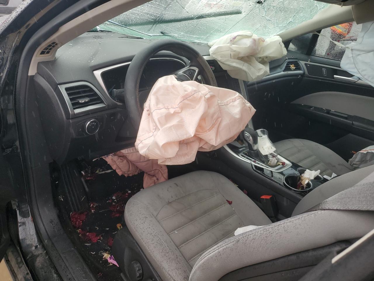 2014 Ford Fusion S VIN: 1FA6P0G75E5381028 Lot: 81492265