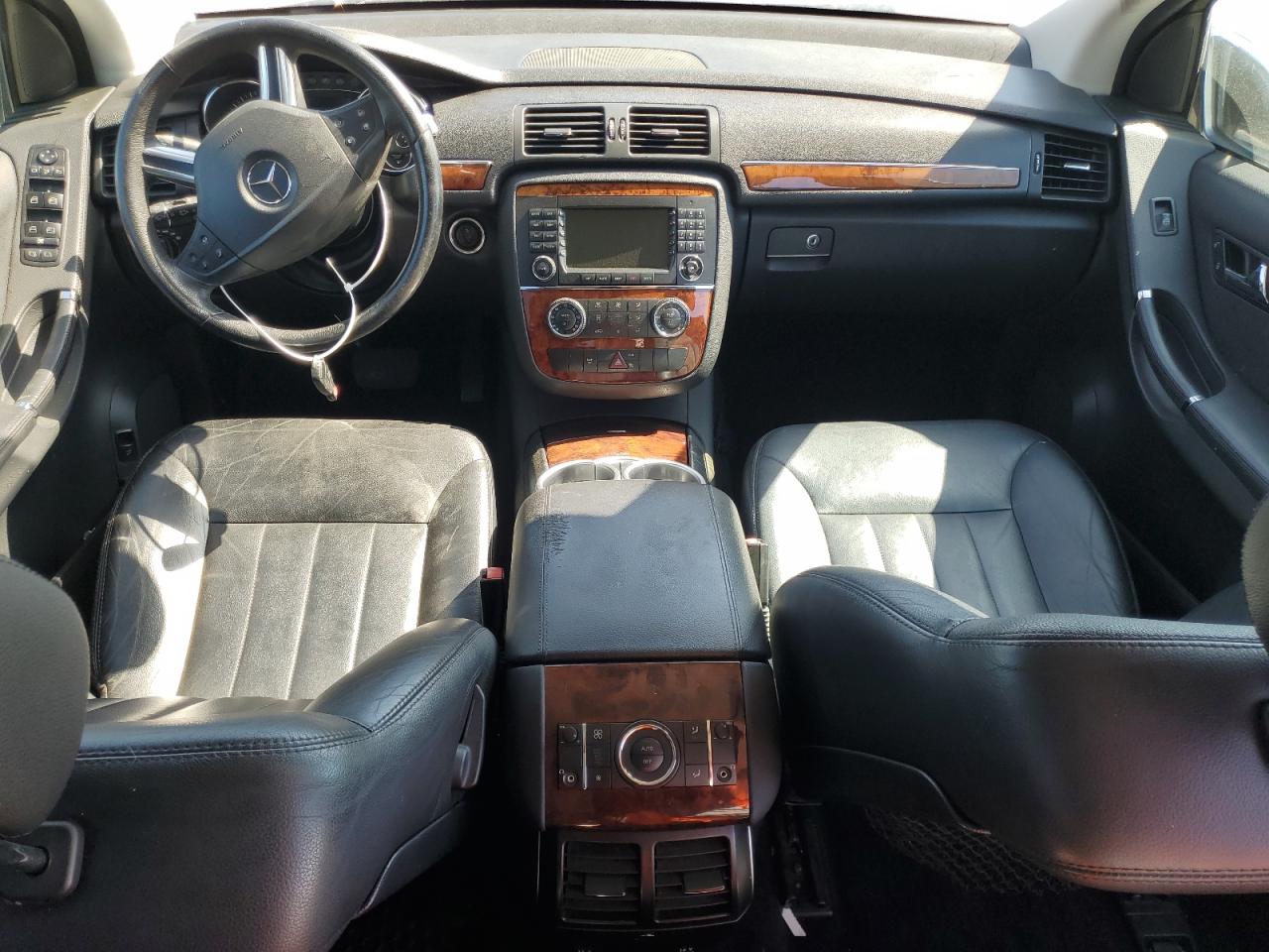 2006 Mercedes-Benz R 350 VIN: 4JGCB65E56A035114 Lot: 83825465