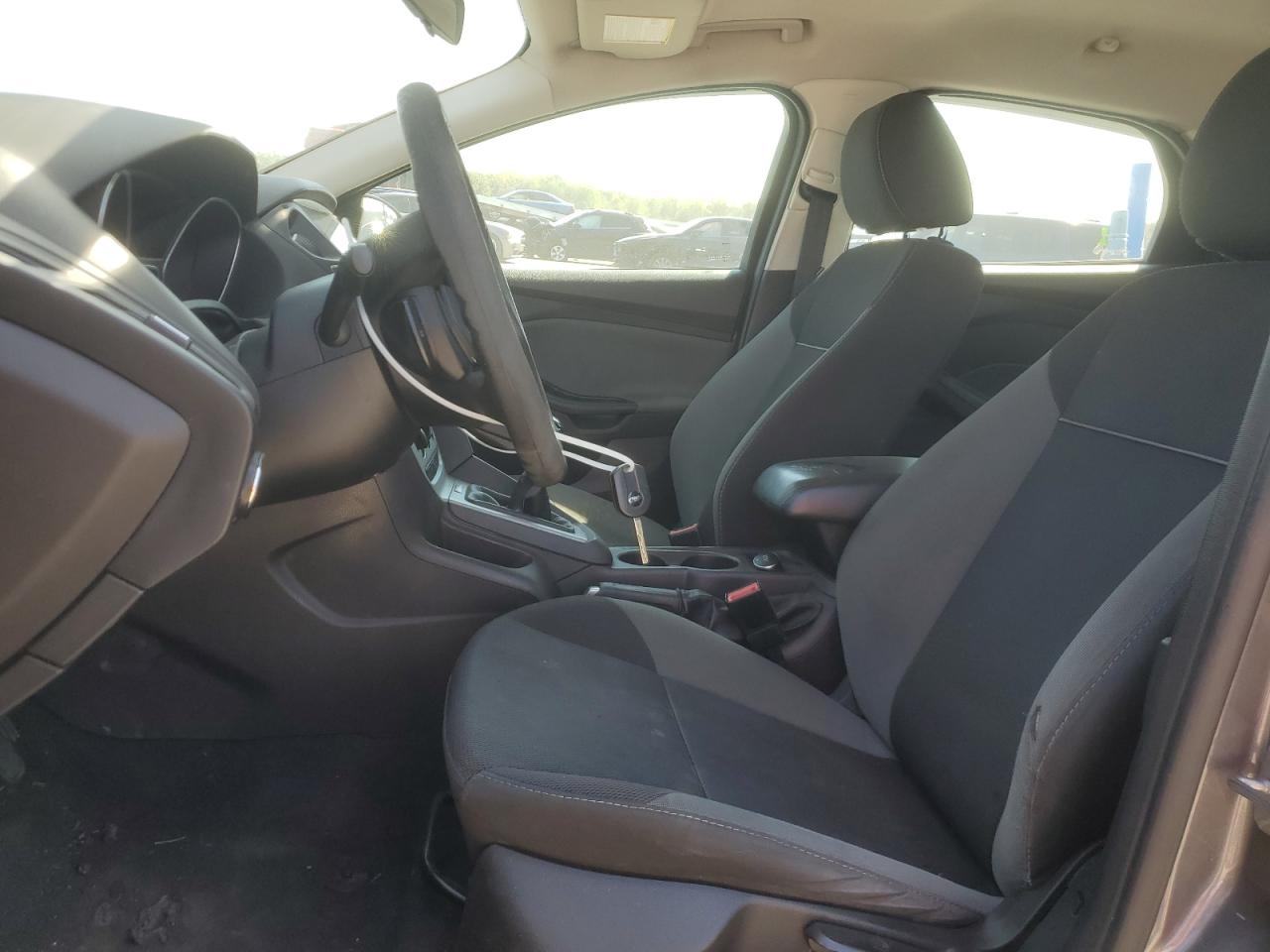 2014 Ford Focus Se VIN: 1FADP3F24EL127806 Lot: 81490335