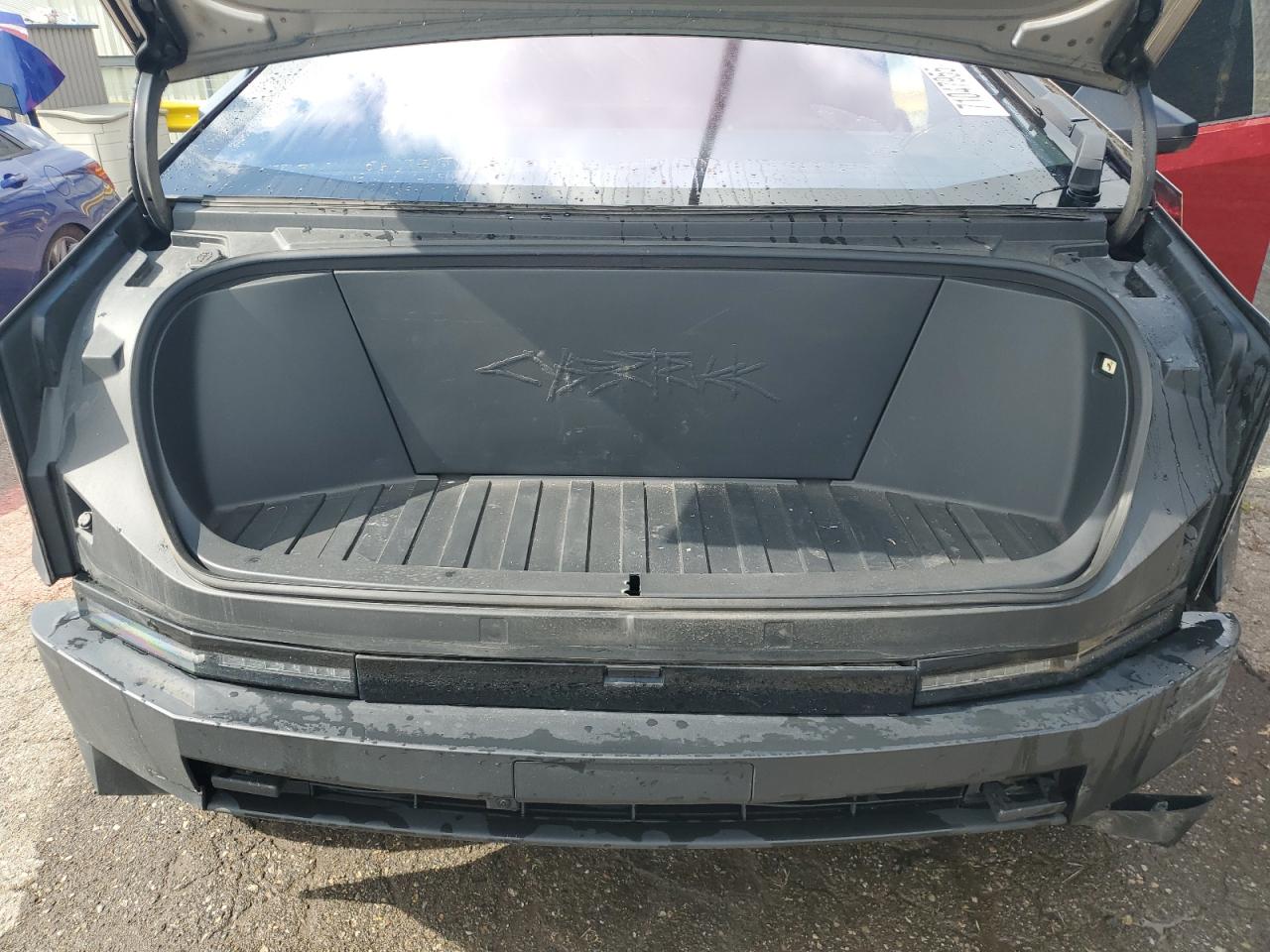 2024 Tesla Cybertruck VIN: 7G2CEHED9RA008583 Lot: 71047955