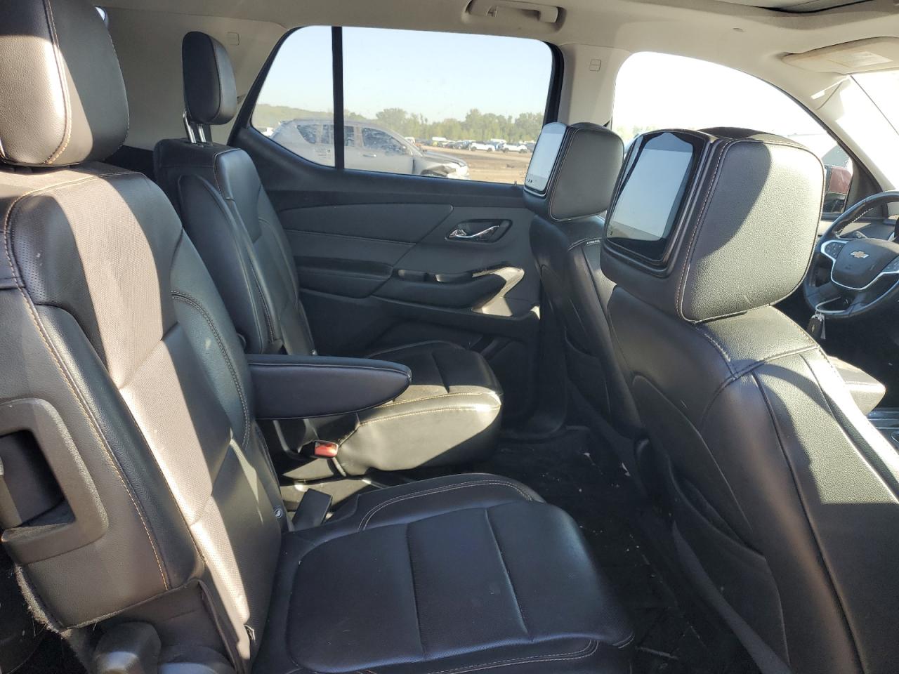 2018 Chevrolet Traverse Premier VIN: 1GNEVJKWXJJ189676 Lot: 81619195