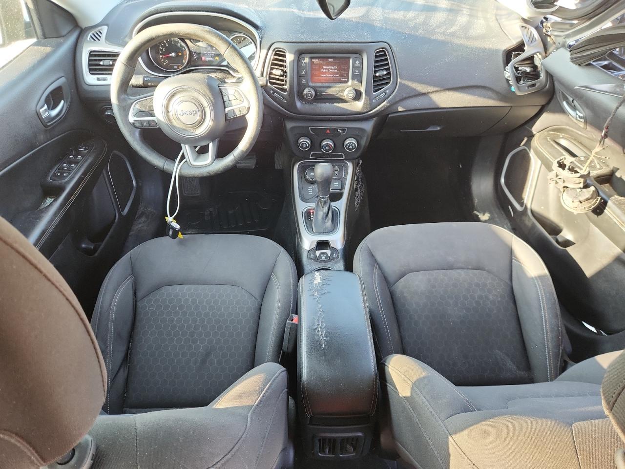 2017 Jeep Compass Sport VIN: 3C4NJDAB8HT656150 Lot: 81692155