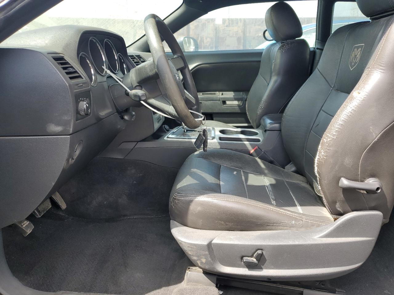 2009 Dodge Challenger Se VIN: 2B3LJ44V69H598659 Lot: 71874365