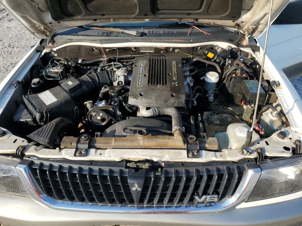 1998 Mitsubishi Montero Sport Xls VIN: JA4LS41P0WP029308 Lot: 71516465