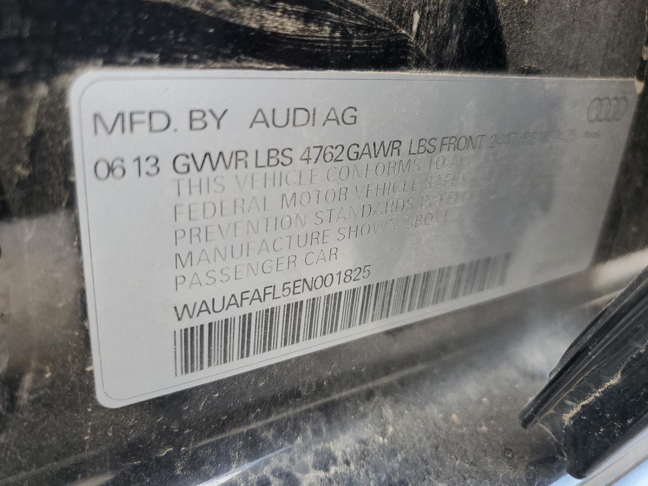 2014 Audi A4 Premium VIN: WAUAFAFL5EN001825 Lot: 81890405