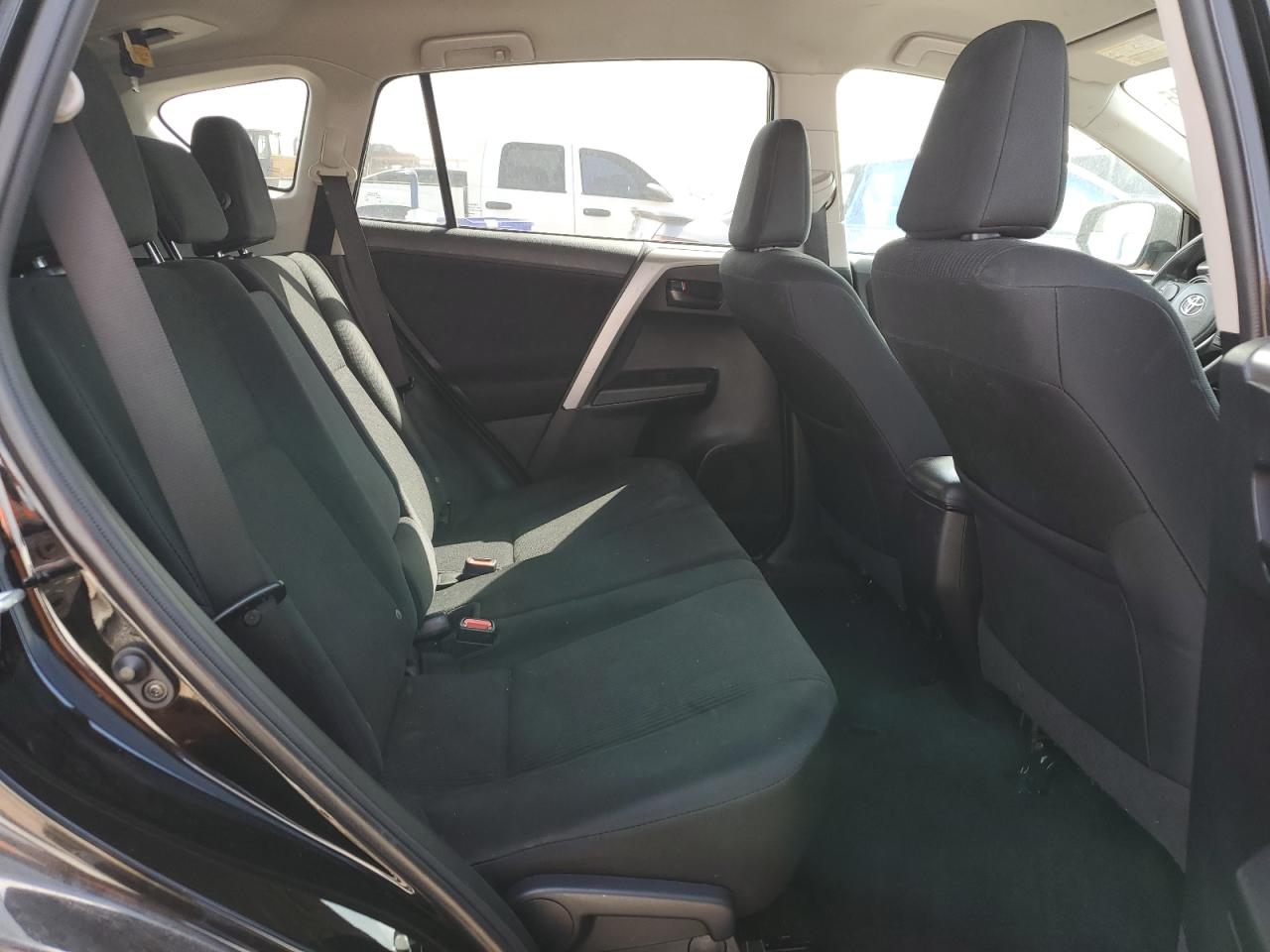 2017 Toyota Rav4 Le VIN: 2T3BFREV2HW547049 Lot: 71783085