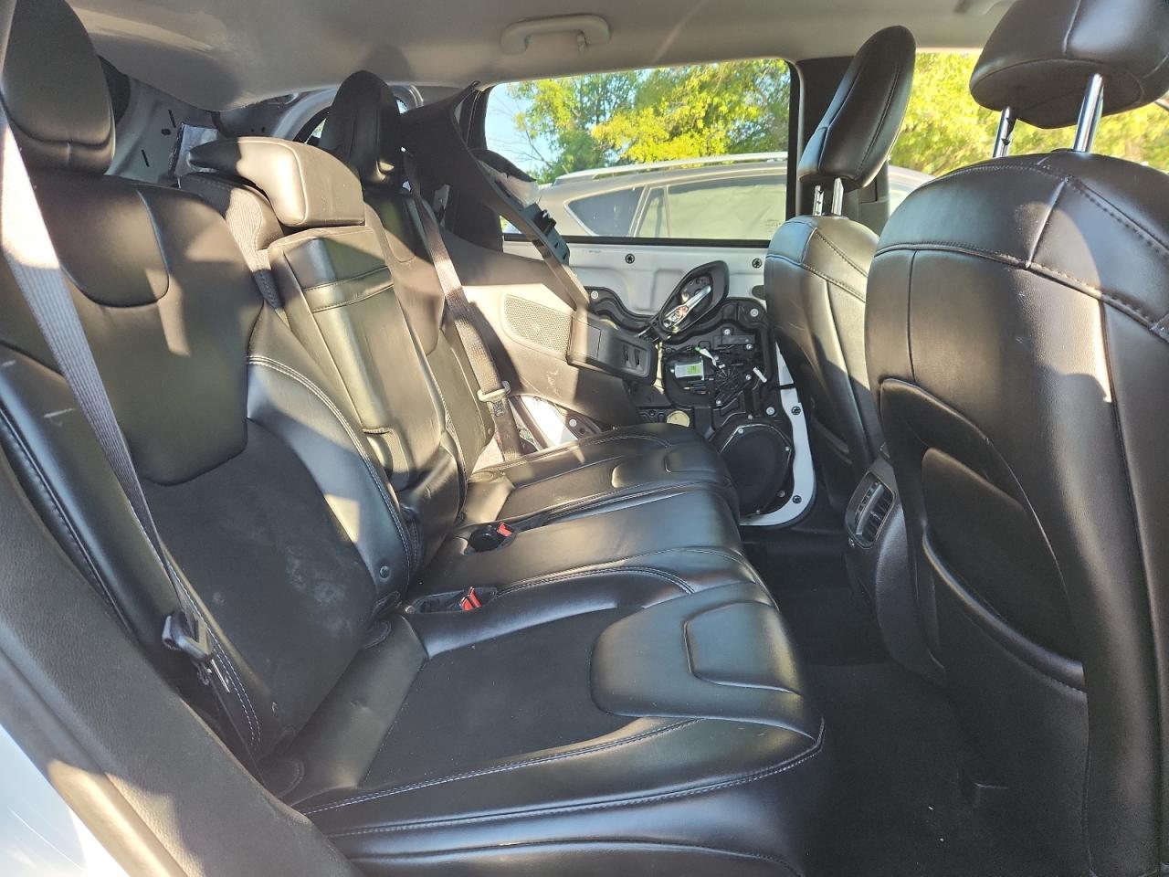 2019 Jeep Cherokee Latitude Plus VIN: 1C4PJMLB3KD259836 Lot: 80322335