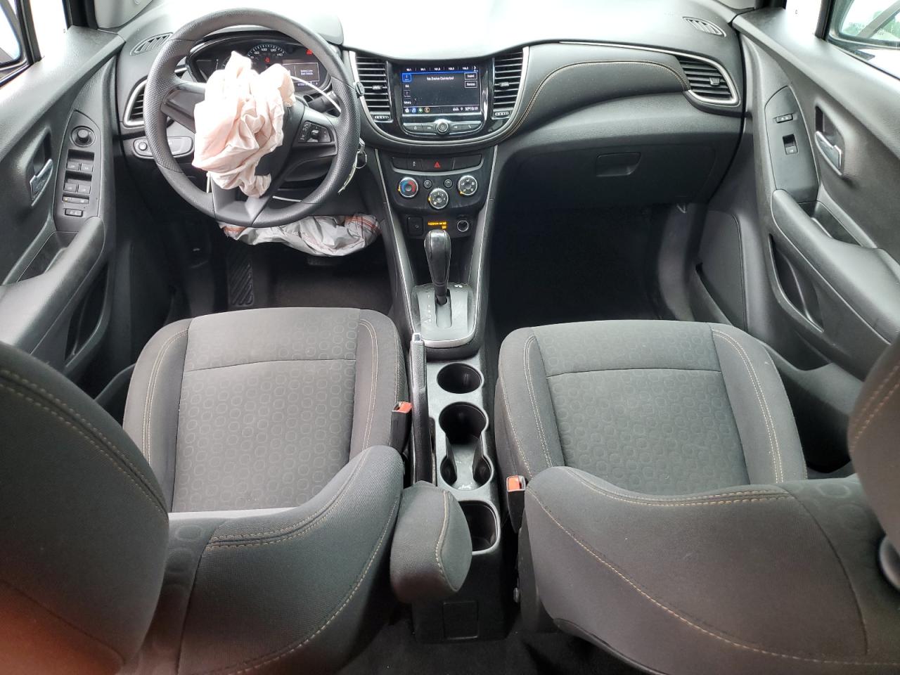 2020 Chevrolet Trax Ls VIN: 3GNCJNSB9LL228633 Lot: 84216535