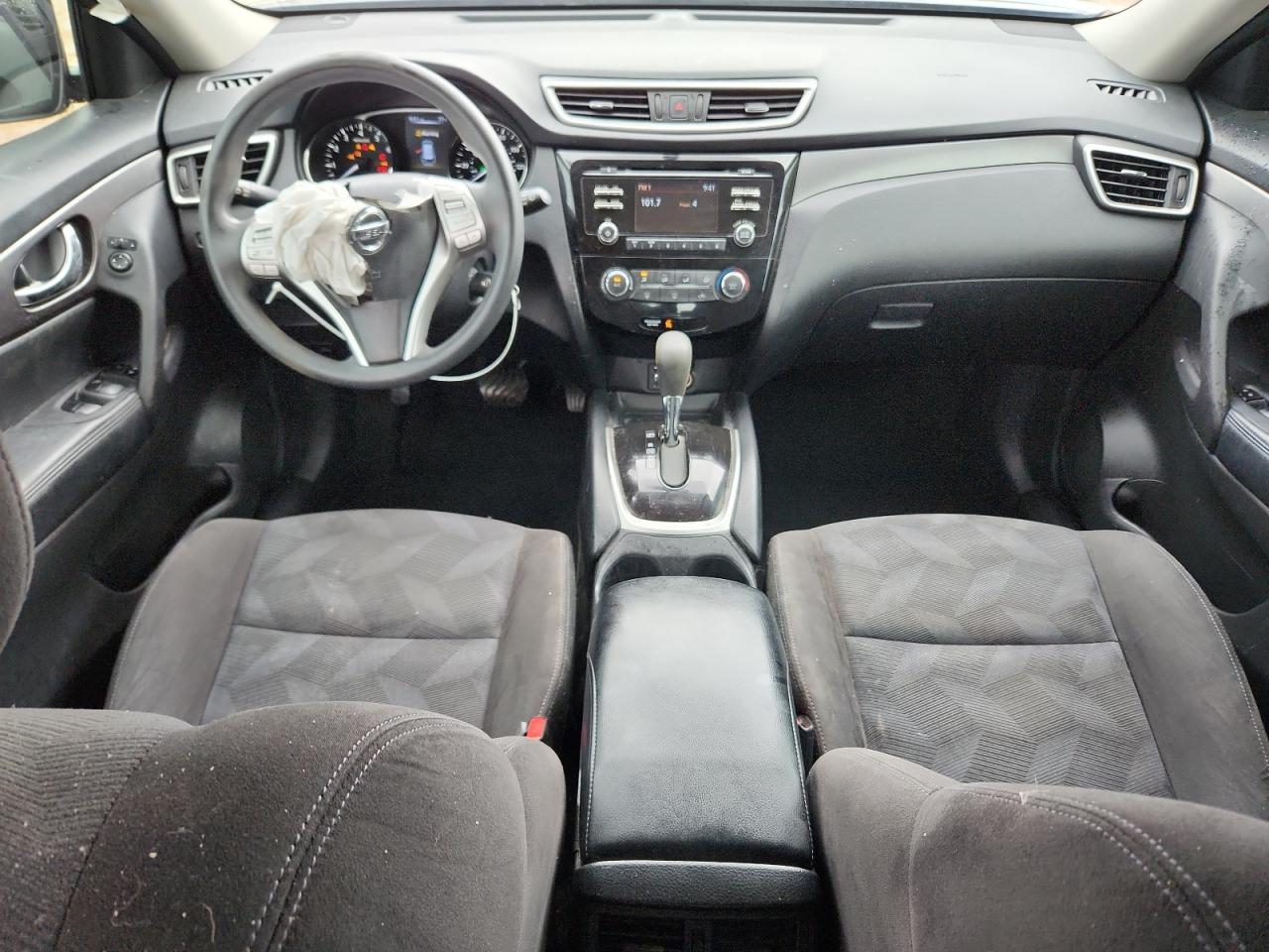 2015 Nissan Rogue S VIN: KNMAT2MT0FP521716 Lot: 82111015