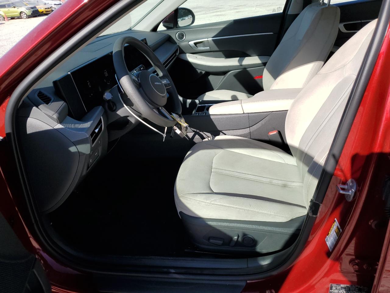 2025 Hyundai Sonata Sel VIN: KMHL64JA2SA451658 Lot: 83870685