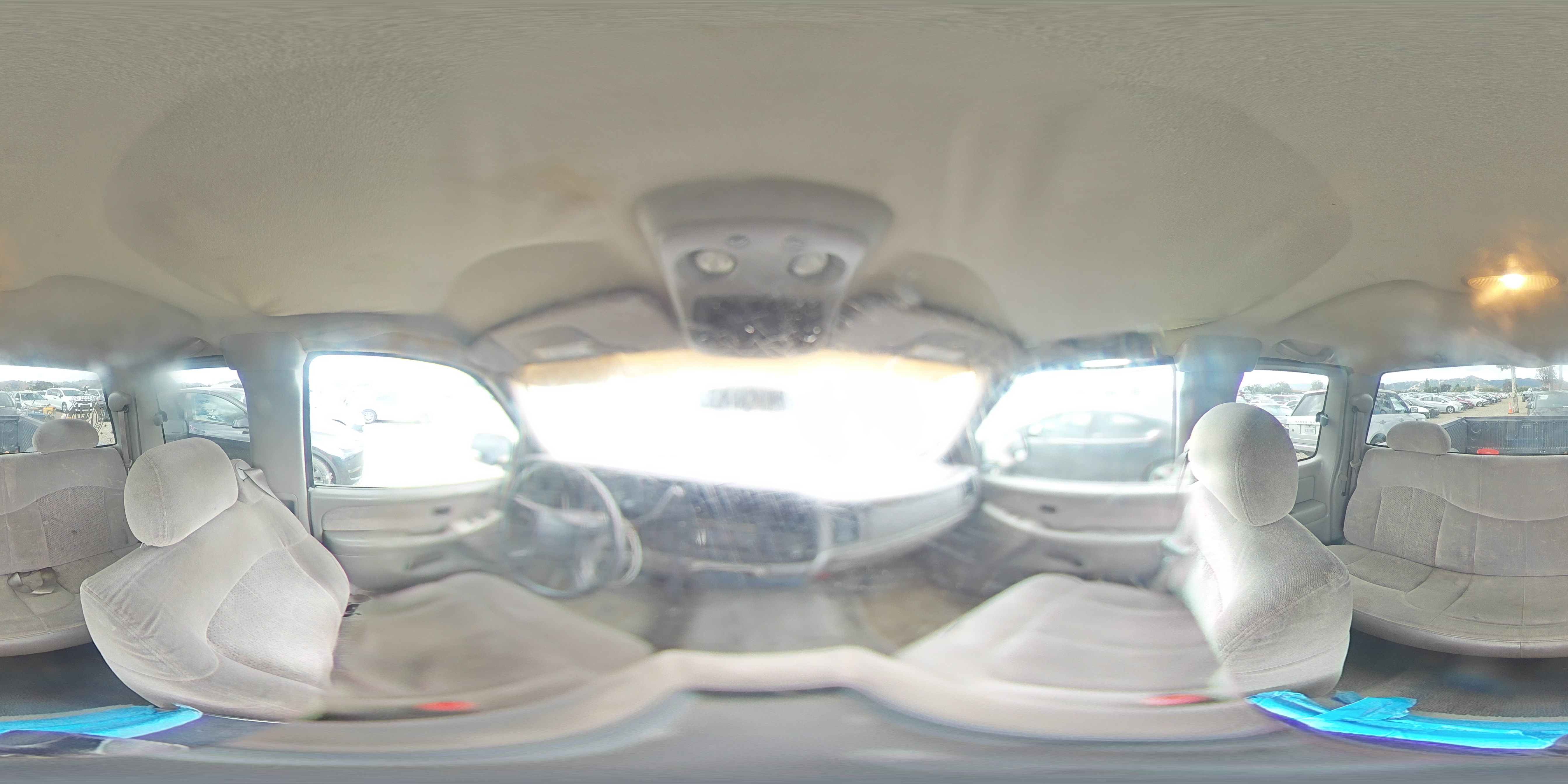 2000 Chevrolet Silverado C1500 VIN: 1GCEC19T1YZ355363 Lot: 81974625