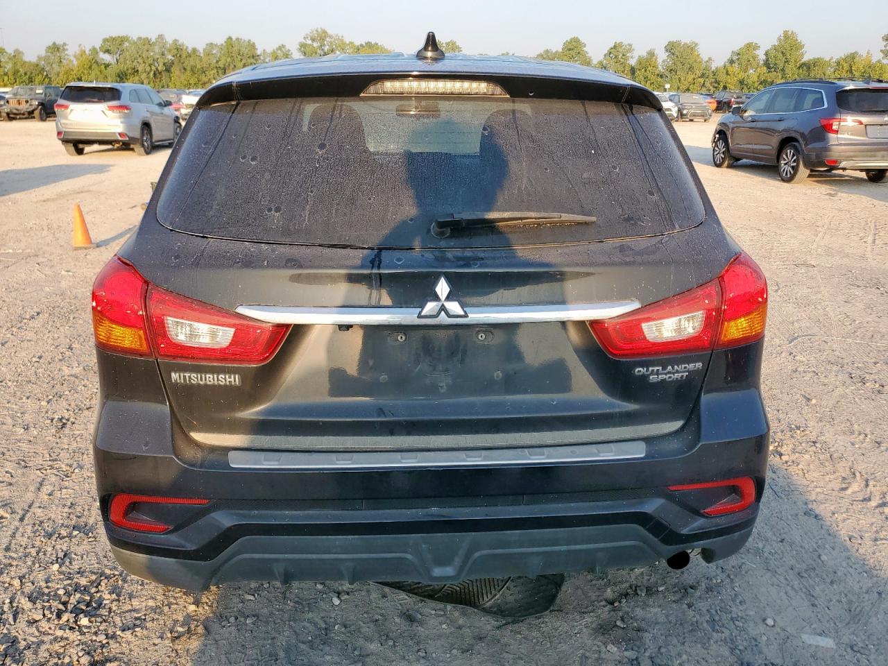 2018 Mitsubishi Outlander Sport Es VIN: JA4AP3AU4JZ006698 Lot: 72093675