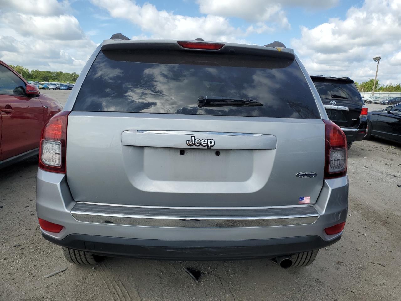 2016 Jeep Compass Latitude VIN: 1C4NJCEA0GD716048 Lot: 71643445