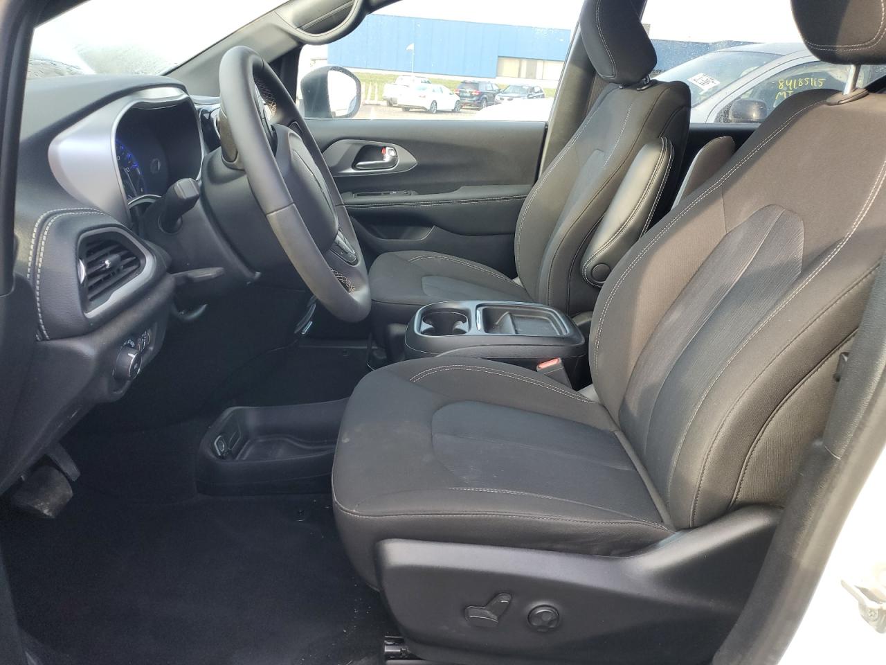 2023 Chrysler Pacifica Touring VIN: 2C4RC1FG2PR556626 Lot: 82076095