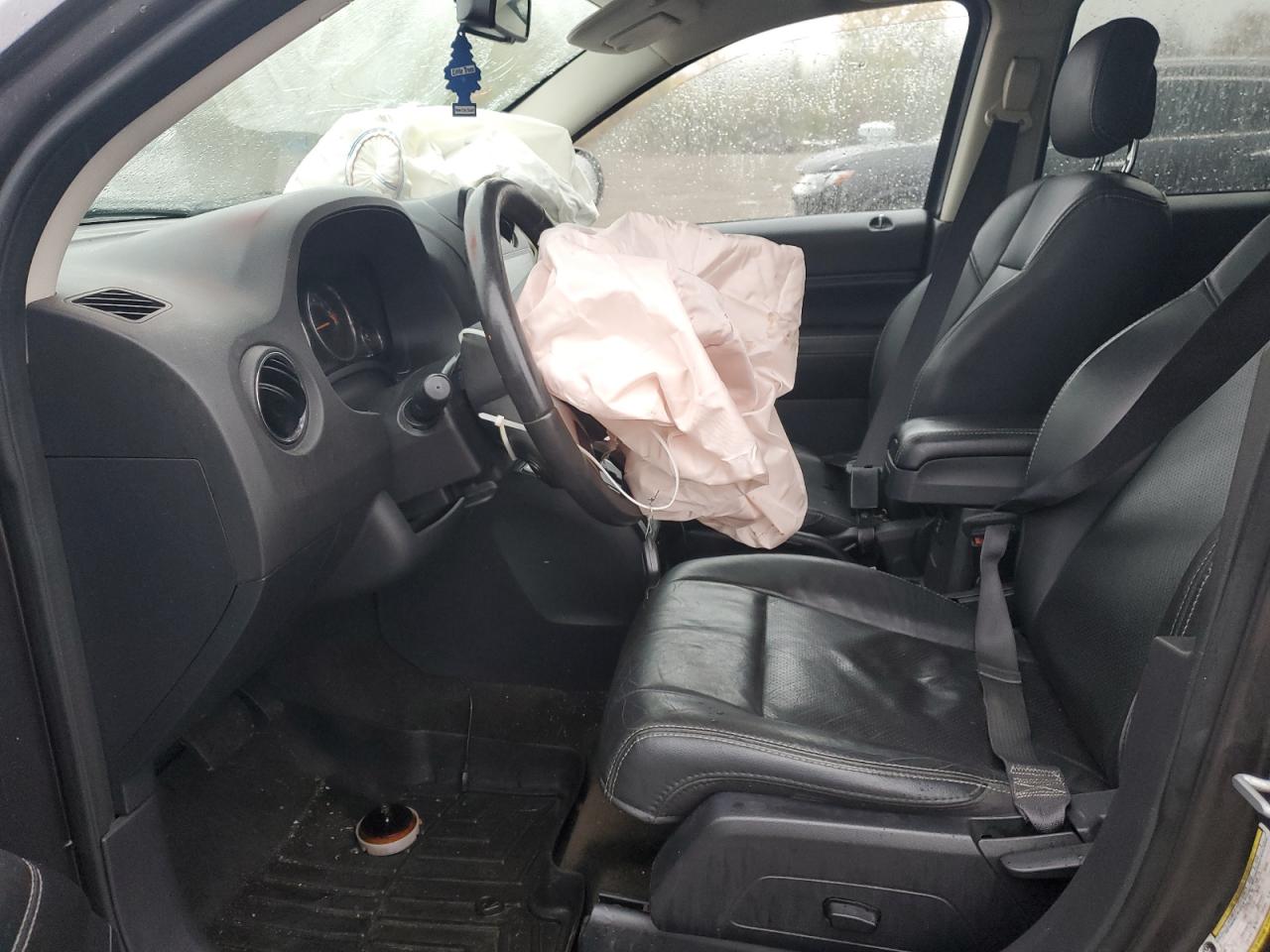 2016 Jeep Compass Latitude VIN: 1C4NJDEB3GD654966 Lot: 84175785