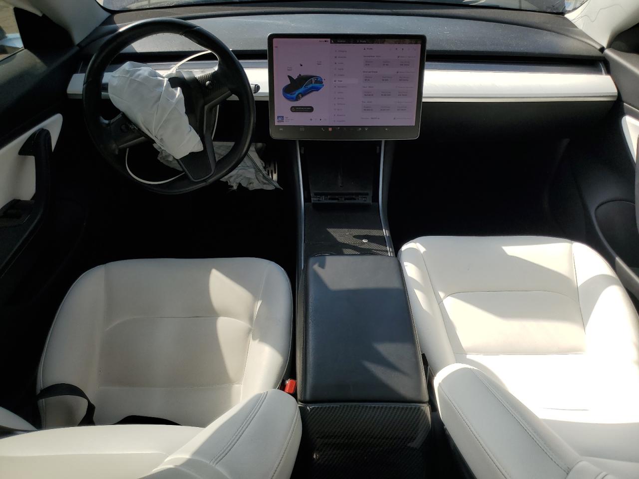 2018 Tesla Model 3 VIN: 5YJ3E1EB2JF112140 Lot: 81000005