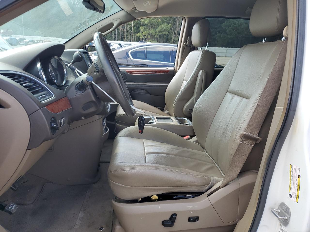 2014 Chrysler Town & Country Touring VIN: 2C4RC1BG1ER295234 Lot: 82052545