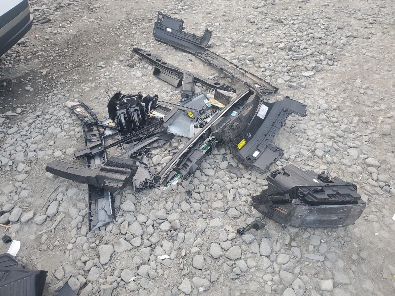 2025 Hyundai Santa Fe Limited VIN: 5NMP3DG18SH065449 Lot: 84642645