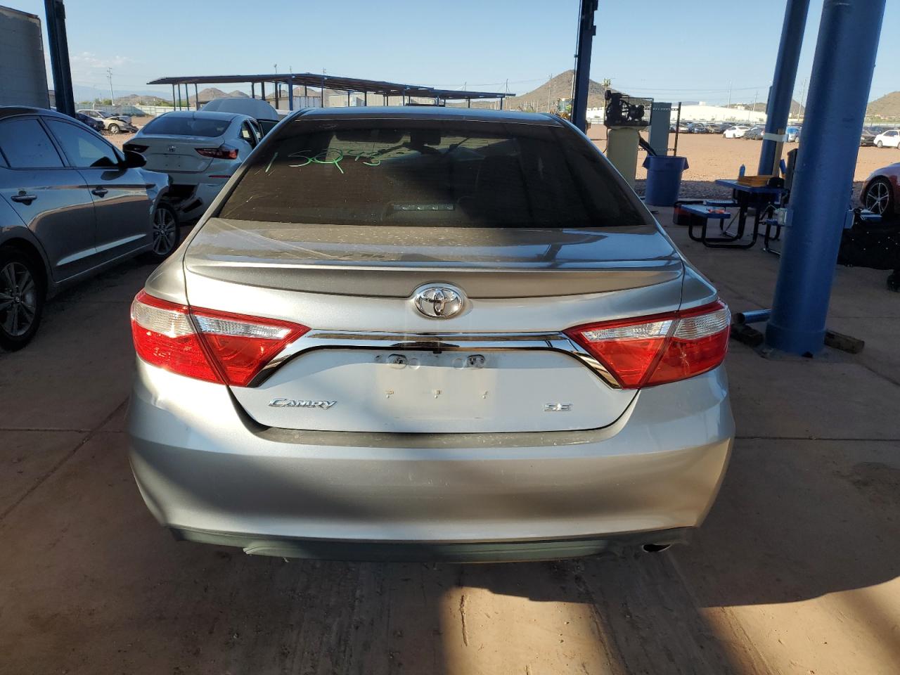 2017 Toyota Camry Le VIN: 4T1BF1FK3HU304803 Lot: 84065445