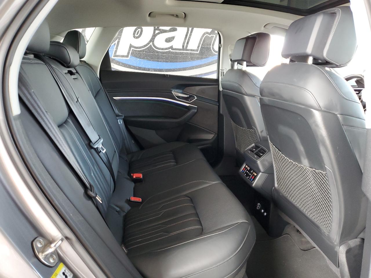 2019 Audi E-Tron Prestige VIN: WA1VABGE8KB020661 Lot: 72103635