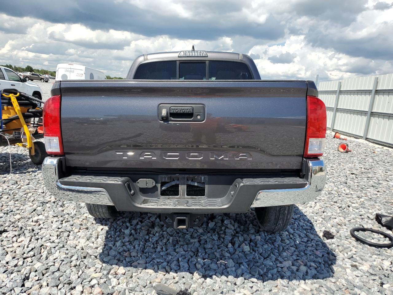 2017 Toyota Tacoma Double Cab VIN: 5TFAZ5CN3HX036928 Lot: 80676135