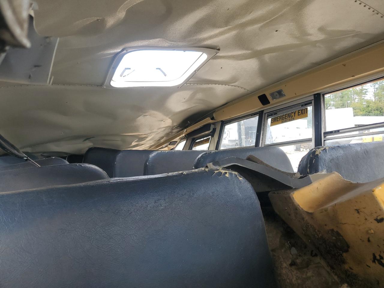 2010 Ic Corporation 3000 Ce VIN: 4DRBUAAN0AA165308 Lot: 70492375