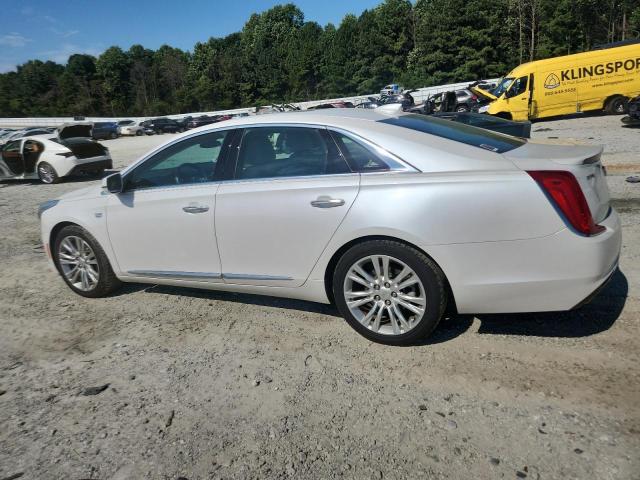  CADILLAC XTS 2018 Белы