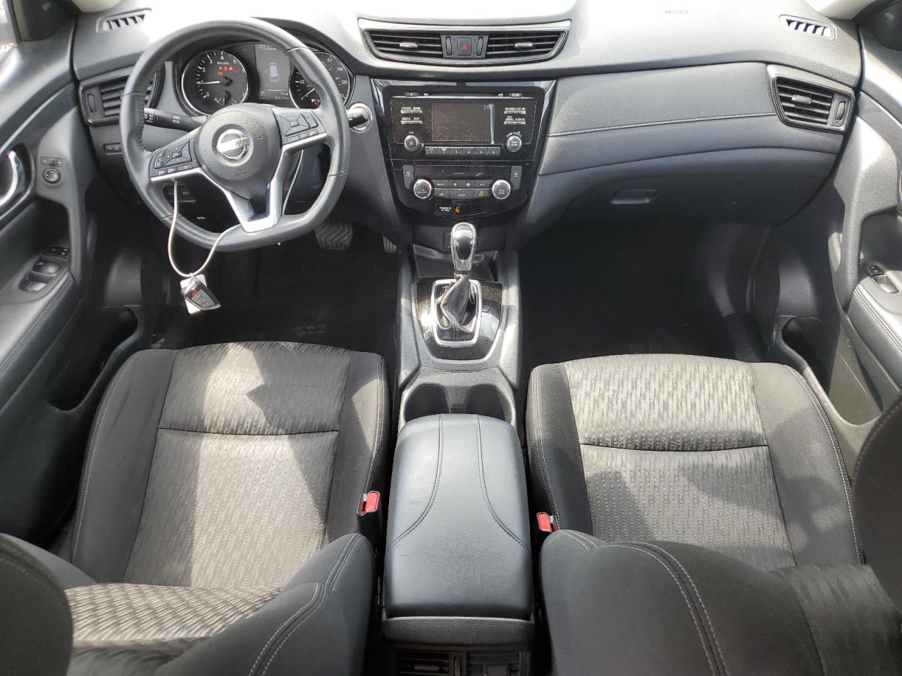 2017 Nissan Rogue S VIN: KNMAT2MV1HP571397 Lot: 70447845