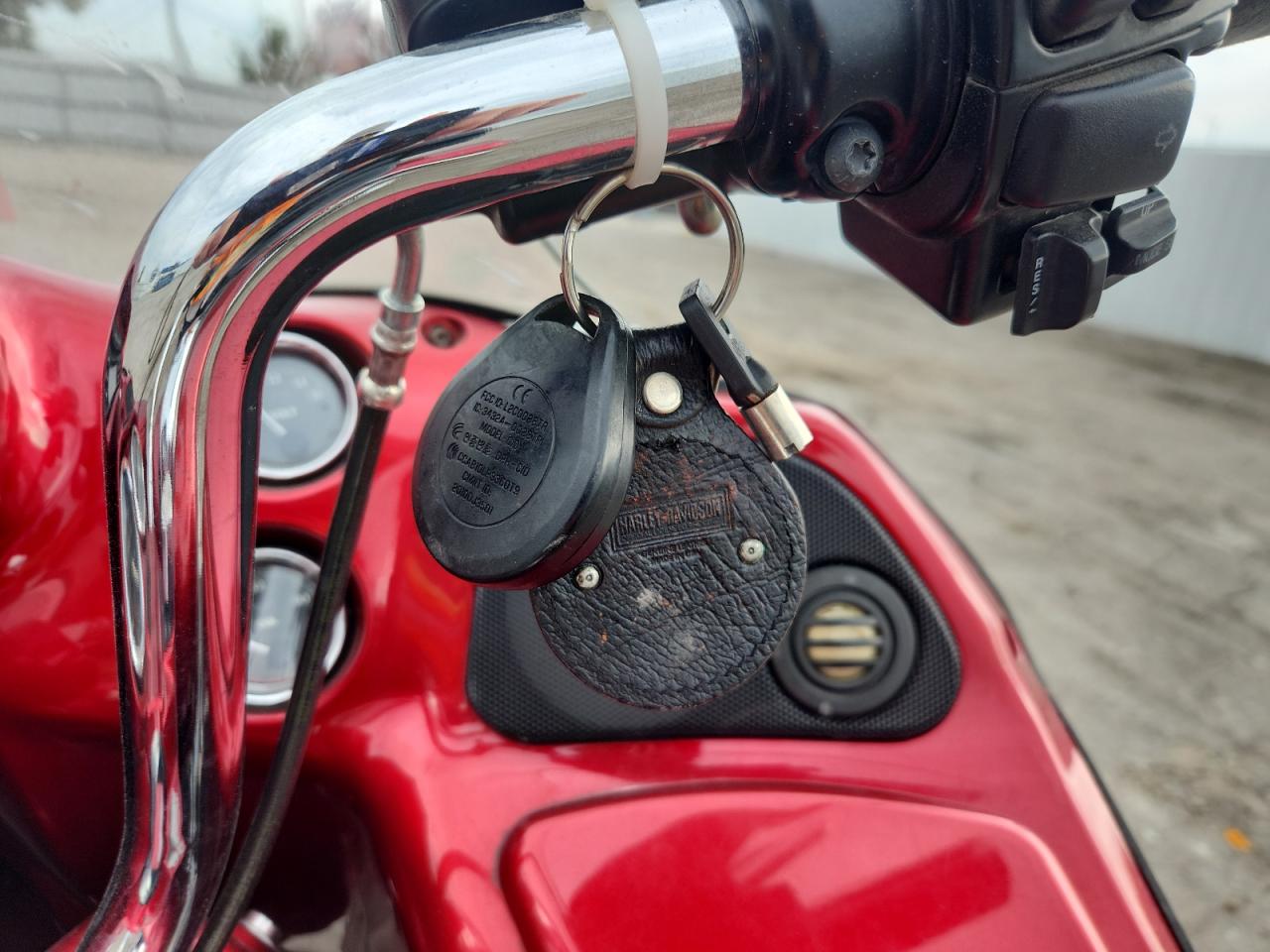 2013 Harley-Davidson Fltru Road Glide Ultra VIN: 1HD1KGM17DB637406 Lot: 72002165