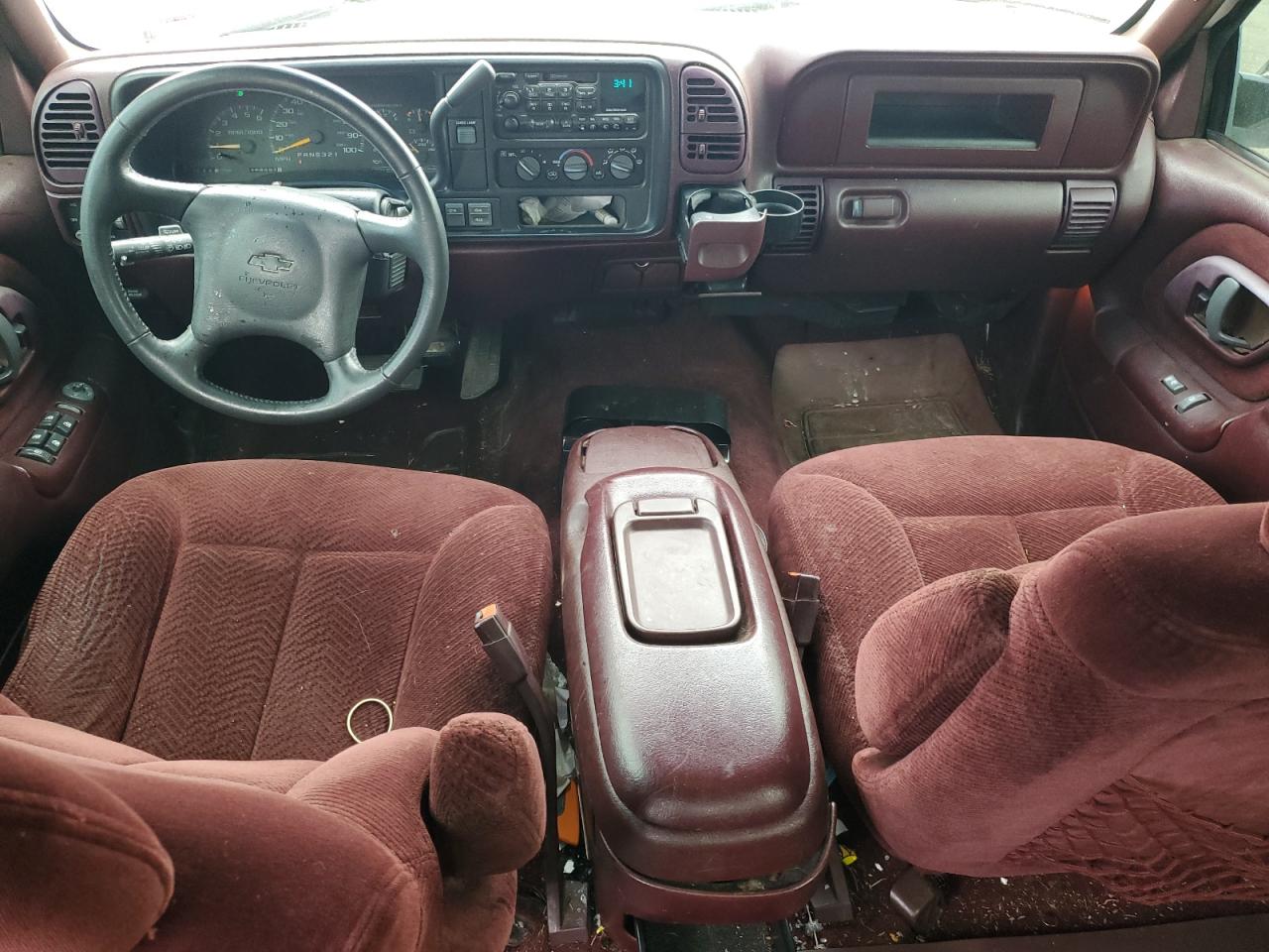 1999 Chevrolet Gmt-400 K2500 VIN: 1GCGK23J5XF008885 Lot: 80650975