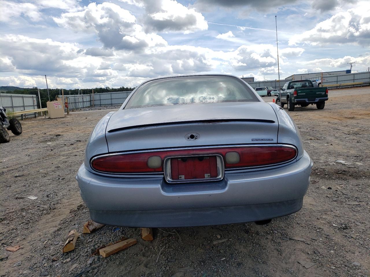 1G4GD2211S4705773 BUICK RIVIERA 1995 BLUE Photo 6
