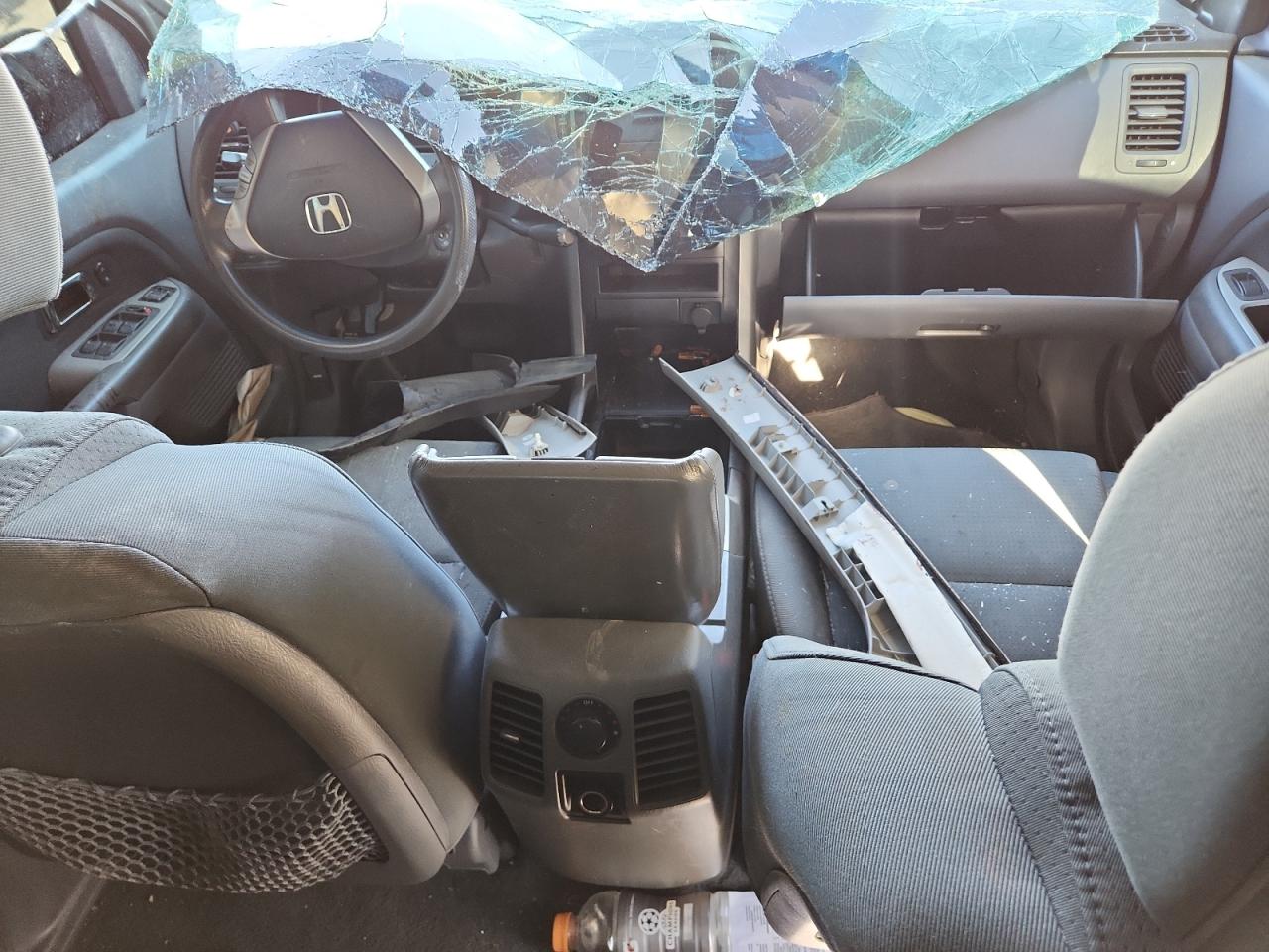 2007 Honda Pilot Lx VIN: 5FNYF28177B001152 Lot: 81486975