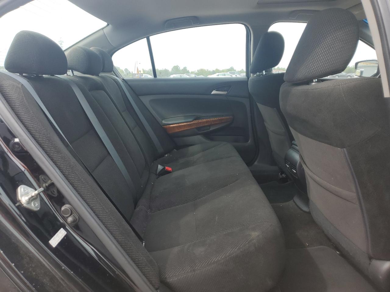 2011 Honda Accord Ex VIN: 1HGCP2F7XBA117561 Lot: 81391665