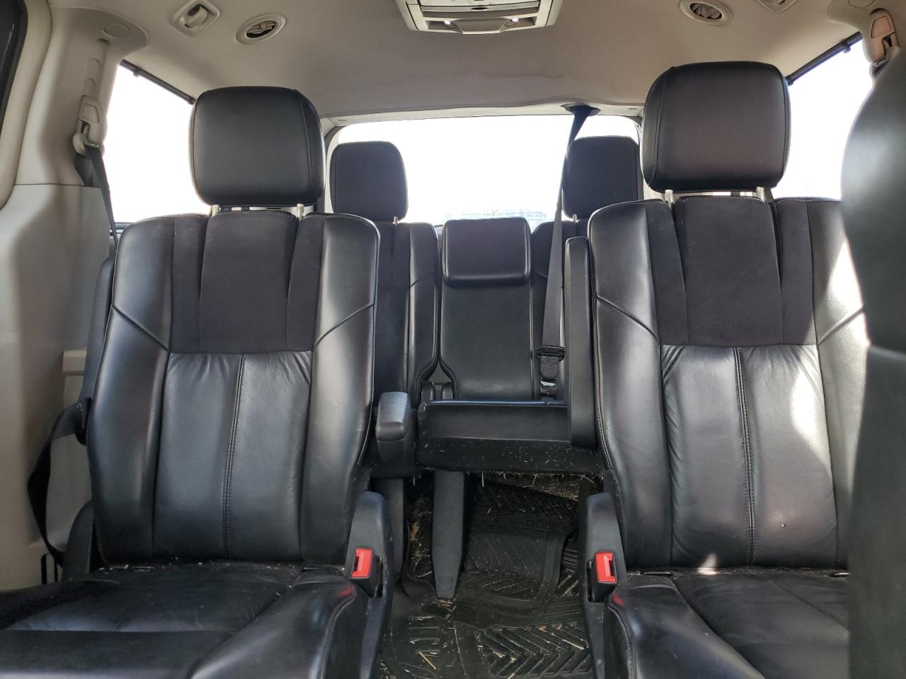 2013 Chrysler Town & Country Limited VIN: 2C4RC1GG6DR630947 Lot: 81722195