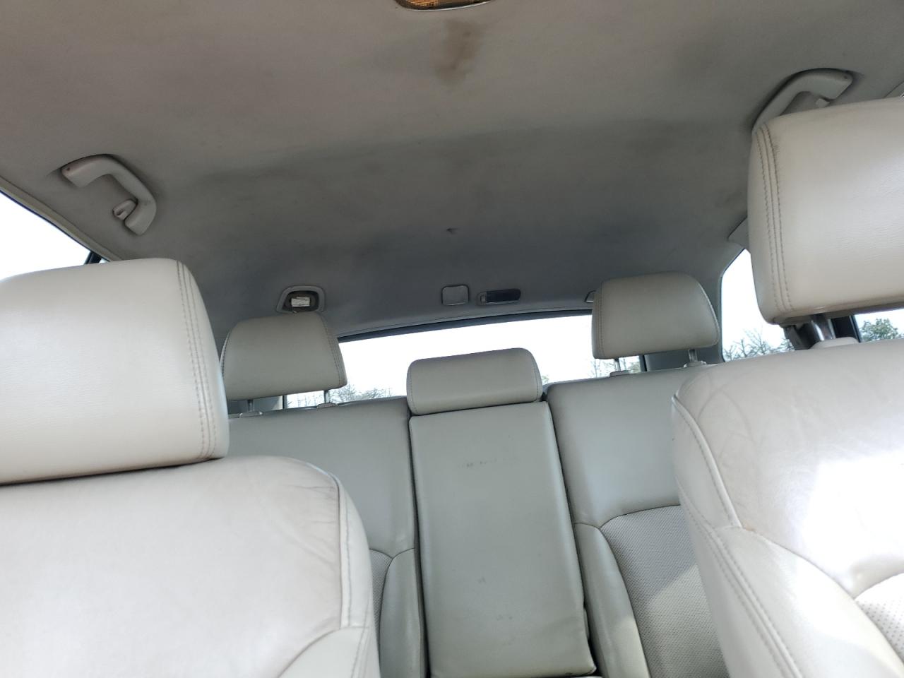 2011 Subaru Outback 3.6R Limited VIN: 4S4BRDKC4B2402328 Lot: 81768995