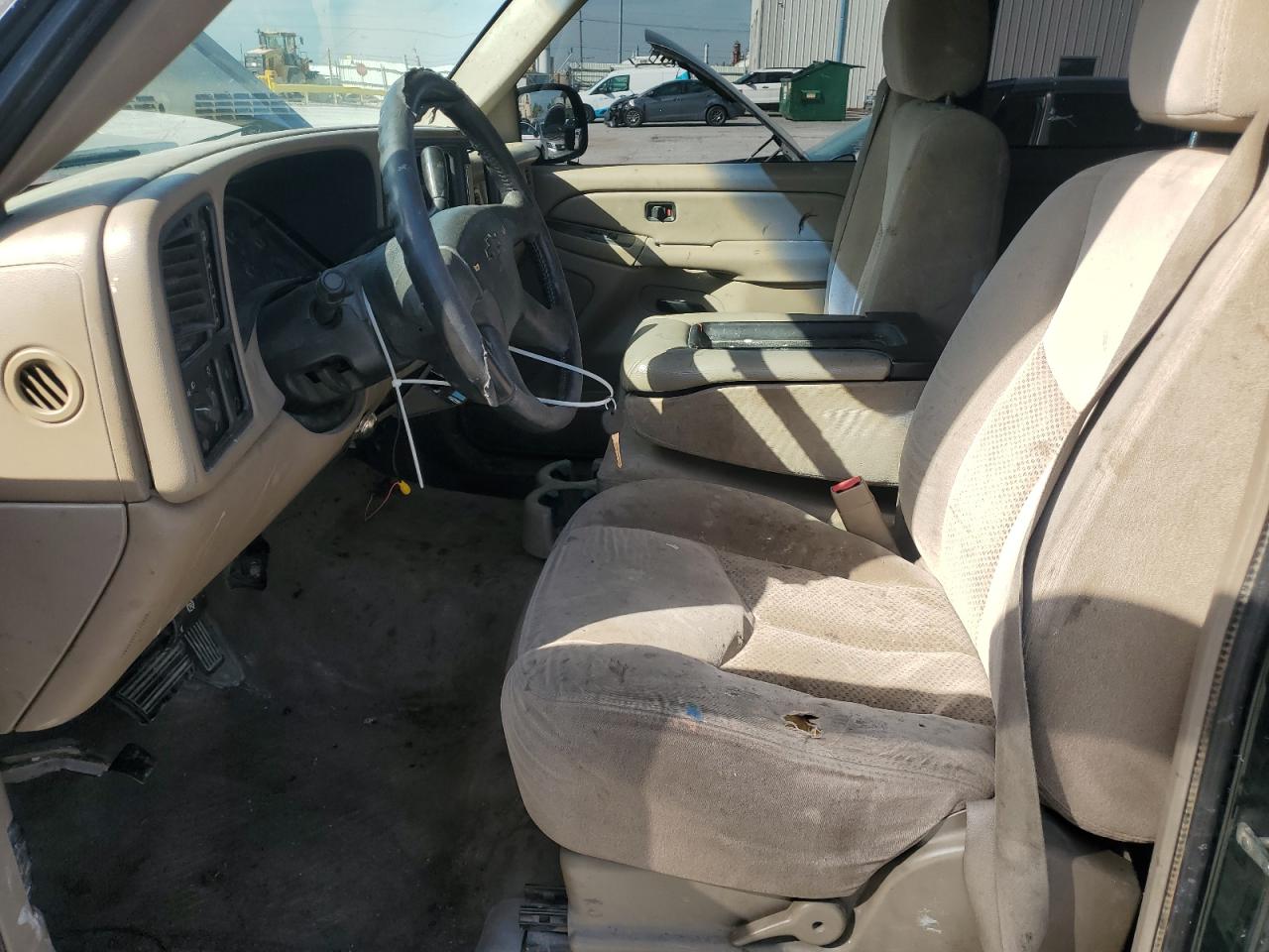 2004 Chevrolet Silverado K1500 VIN: 2GCEK19T041219697 Lot: 83969475