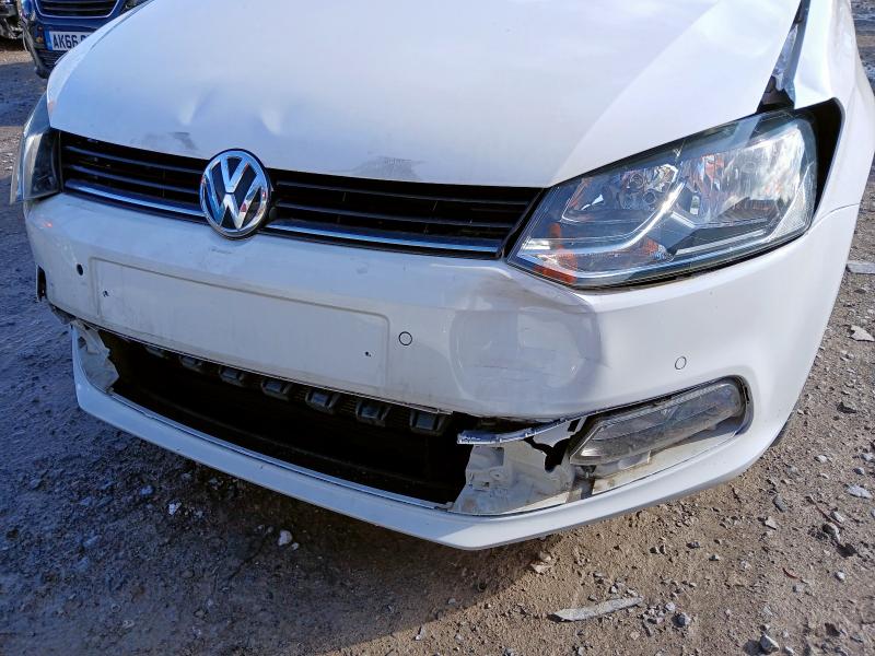 2017 VOLKSWAGEN POLO BEATS TSI 