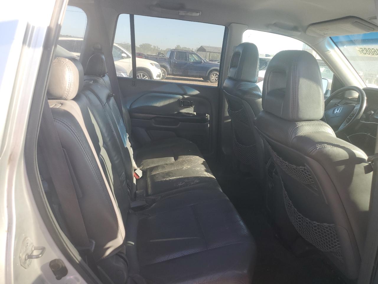 2004 Honda Pilot Exl VIN: 2HKYF18614H612216 Lot: 81846085