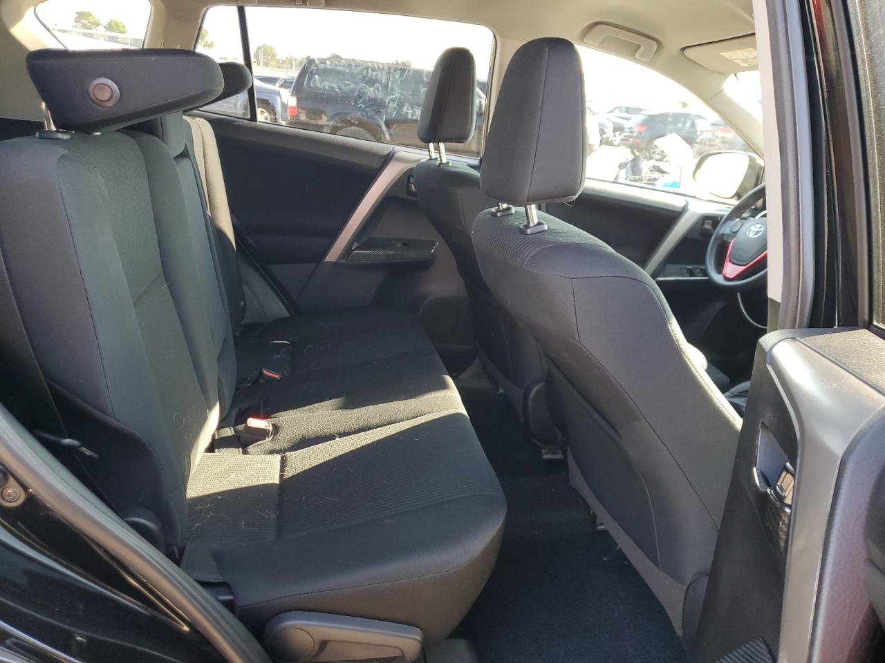 2017 Toyota Rav4 Le VIN: 2T3ZFREV8HW396152 Lot: 80940995