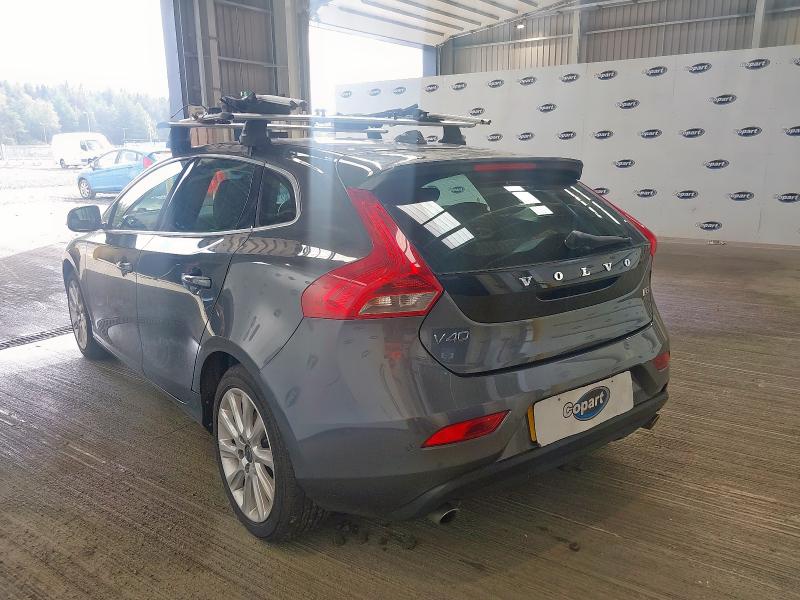 2014 VOLVO V40 SE LUX NAV D3 
