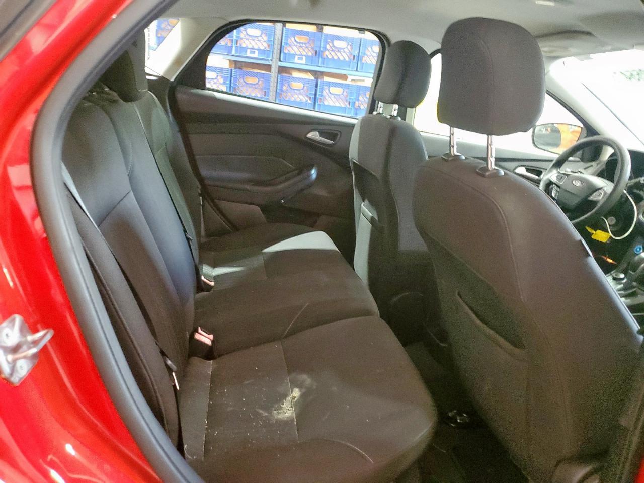 2015 Ford Focus Se VIN: 1FADP3K28FL233957 Lot: 71255475